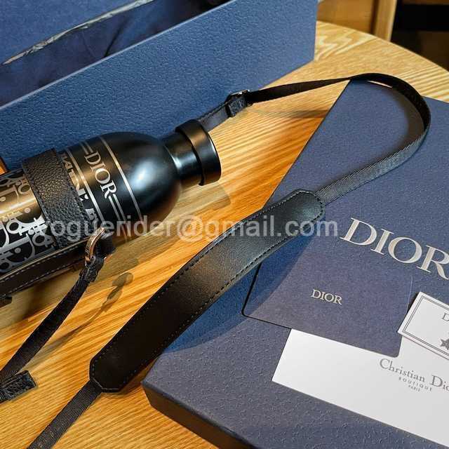 DE10008 Dior Vacuum Bottle