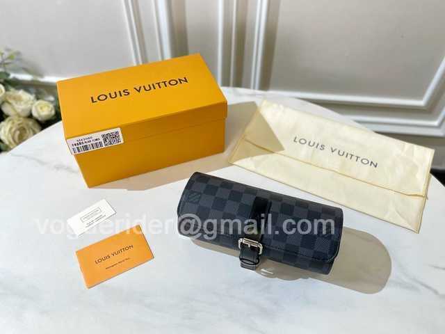 DE10009 LV Watch Case DE10009 LV Watch Case