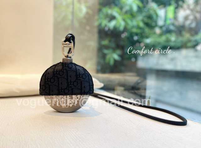 DE10010 Dior Small wine pot DE10010 Dior Small wine pot