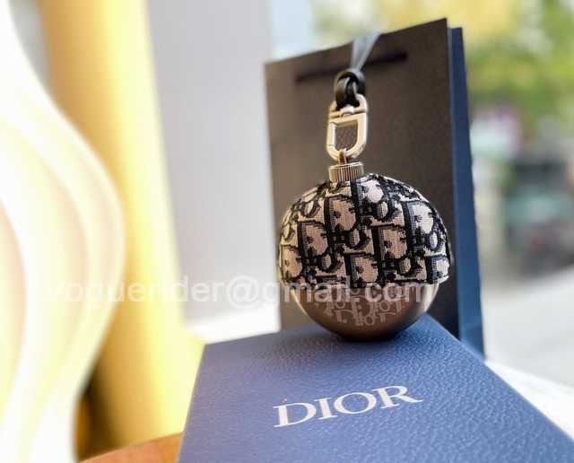 DE10010 Dior Small wine pot DE10010 Dior Small wine pot