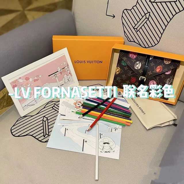 DE10011 LV color pencils suit DE10011 LV color pencils suit