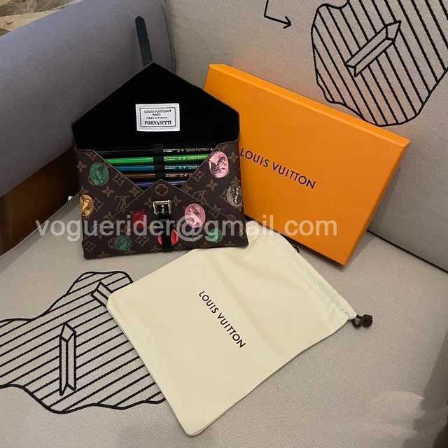 DE10011 LV color pencils suit DE10011 LV color pencils suit