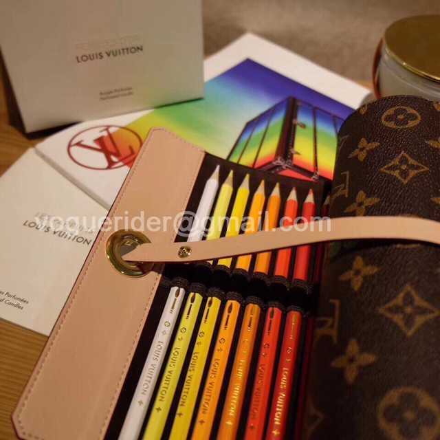DE10012 LV color pencils suit DE10012 LV color pencils suit