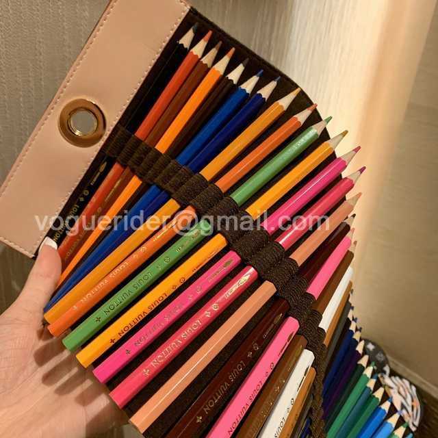 DE10012 LV color pencils suit DE10012 LV color pencils suit