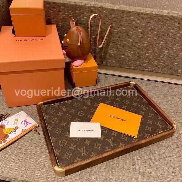 DE10014 LV Walnut tray DE10014 LV Walnut tray