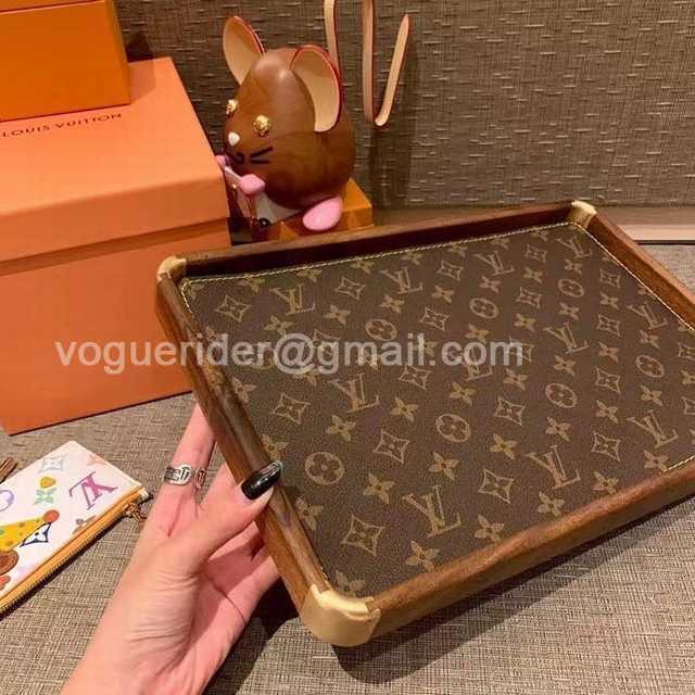 DE10014 LV Walnut tray DE10014 LV Walnut tray