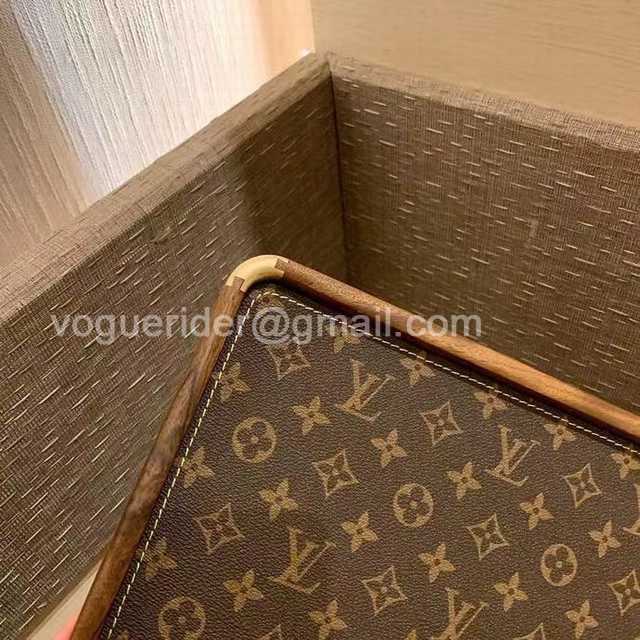 DE10014 LV Walnut tray DE10014 LV Walnut tray