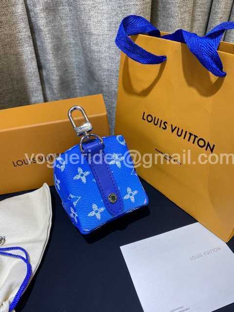 DE10018 LV Hangings/Wallet DE10018 LV Hangings/Wallet