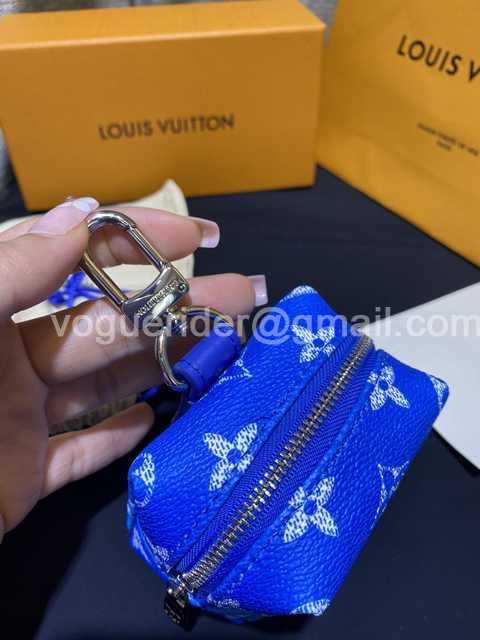DE10018 LV Hangings/Wallet DE10018 LV Hangings/Wallet
