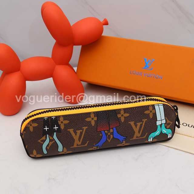DE10019 LV Pencil Case DE10019 LV Pencil Case