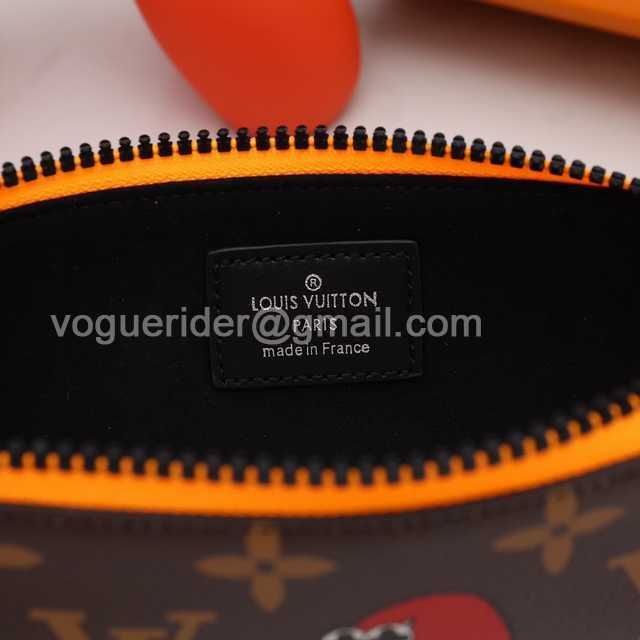 DE10019 LV Pencil Case DE10019 LV Pencil Case