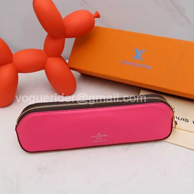DE10020 LV Pencil Case