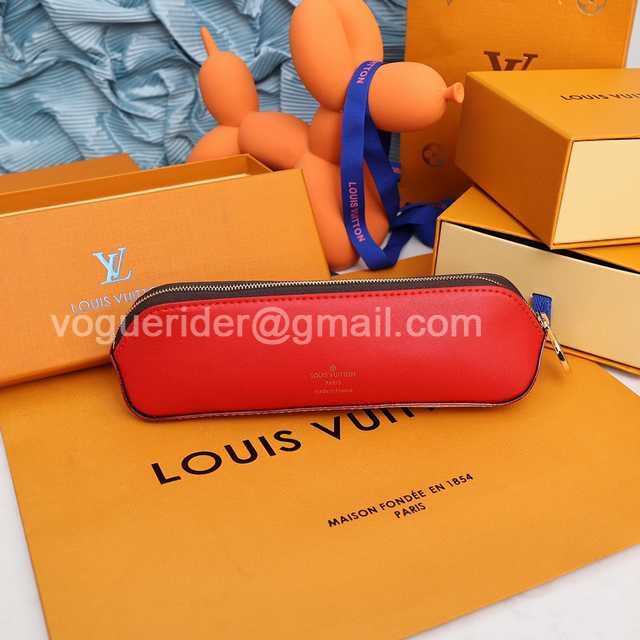 DE10020 LV Pencil Case