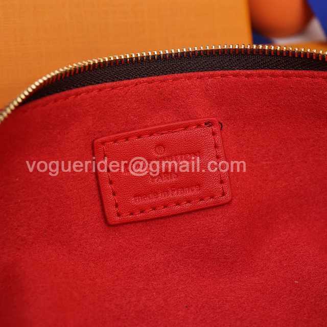 DE10020 LV Pencil Case