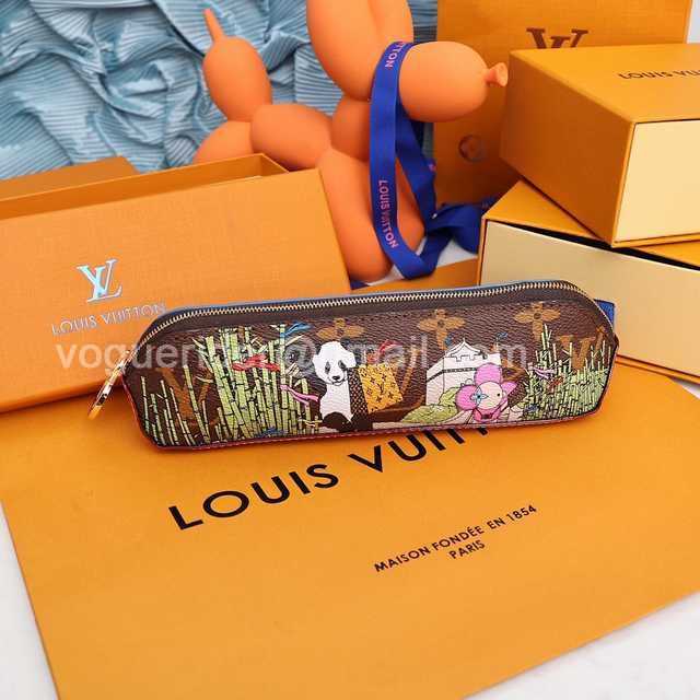 DE10020 LV Pencil Case