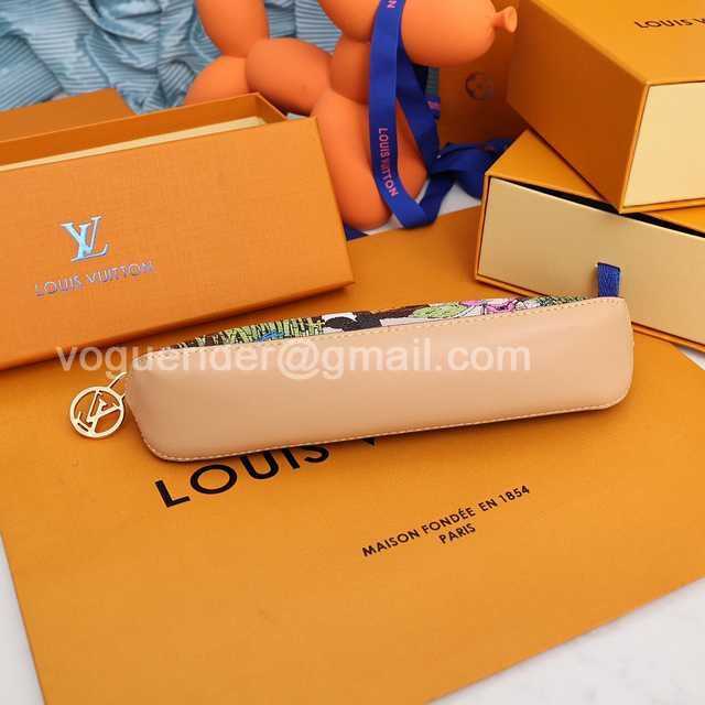 DE10020 LV Pencil Case