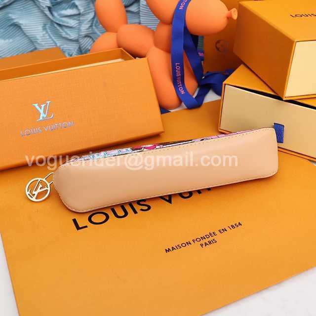 DE10020 LV Pencil Case