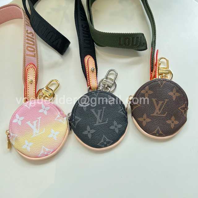 DE10022 LV Hangings/Wallet DE10022 LV Hangings/Wallet