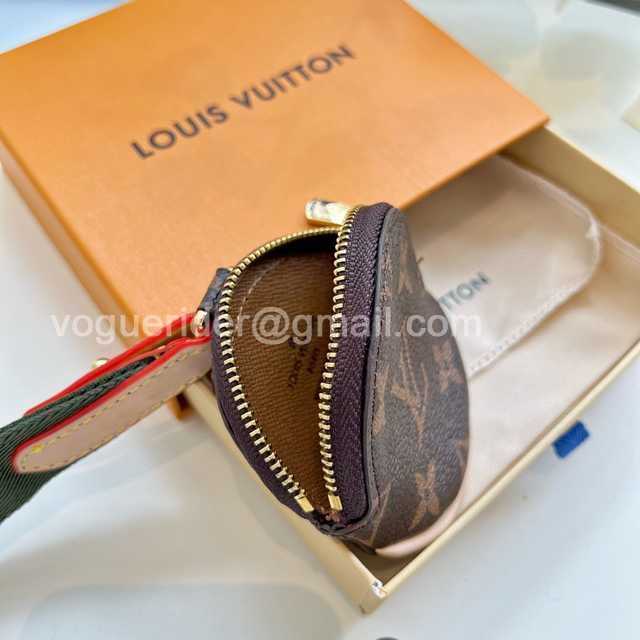 DE10022 LV Hangings/Wallet DE10022 LV Hangings/Wallet