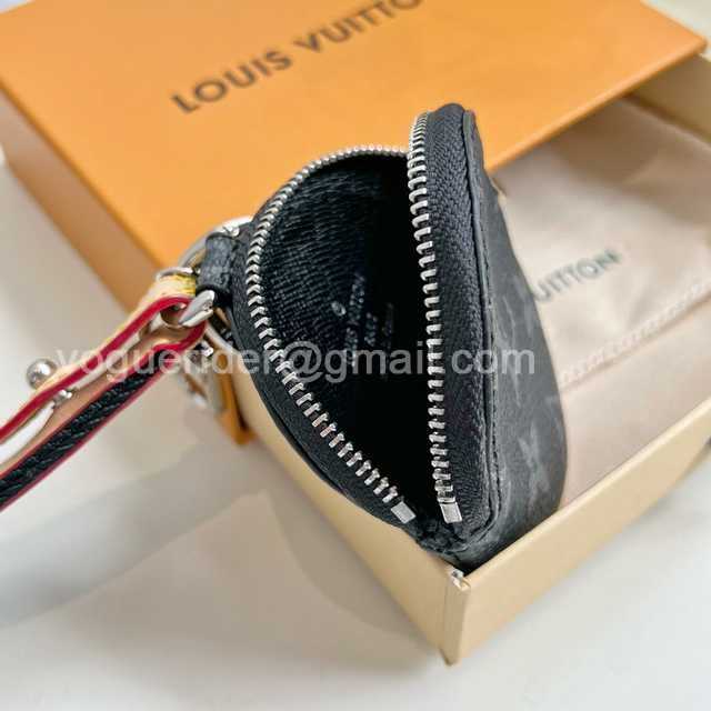 DE10022 LV Hangings/Wallet DE10022 LV Hangings/Wallet