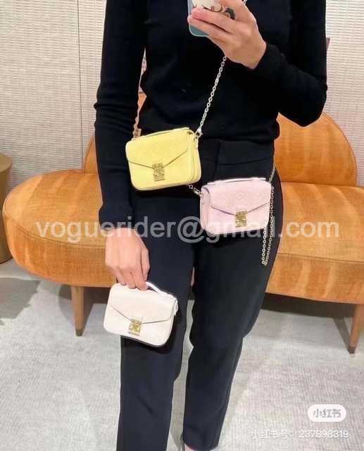 DE10023 LV Chain Bag DE10023 LV Chain Bag