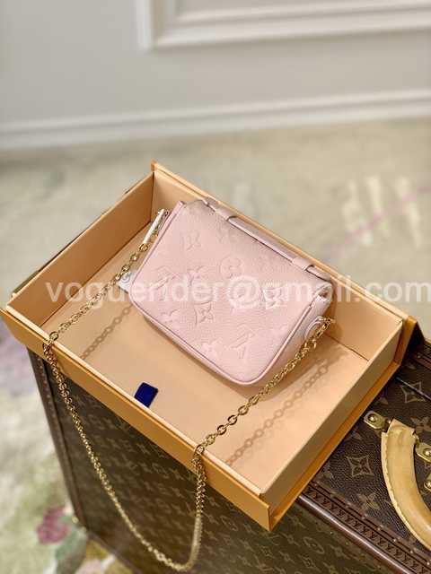 DE10023 LV Chain Bag DE10023 LV Chain Bag
