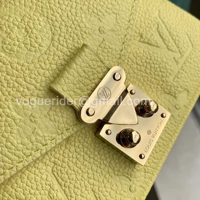 DE10023 LV Chain Bag DE10023 LV Chain Bag