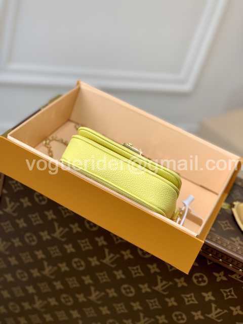DE10023 LV Chain Bag DE10023 LV Chain Bag