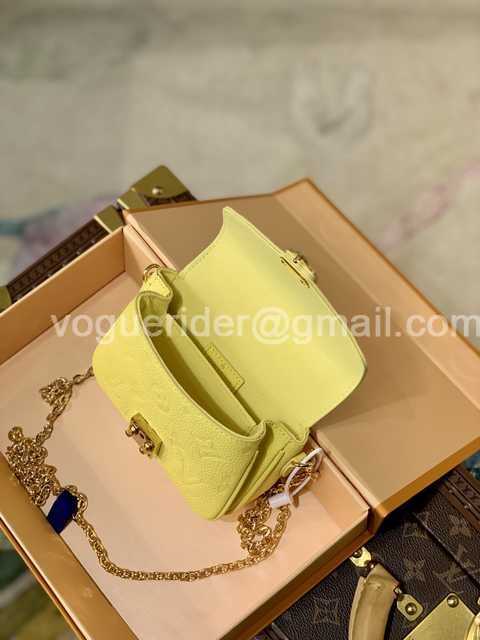 DE10023 LV Chain Bag DE10023 LV Chain Bag