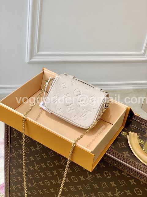 DE10023 LV Chain Bag DE10023 LV Chain Bag