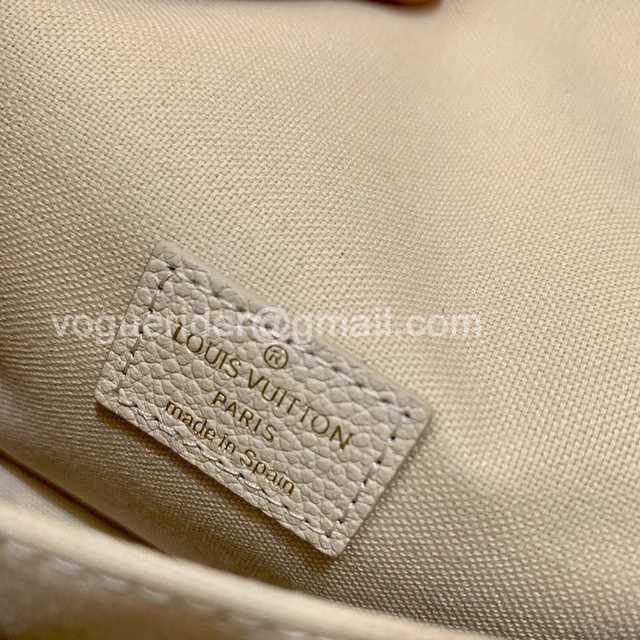 DE10023 LV Chain Bag DE10023 LV Chain Bag