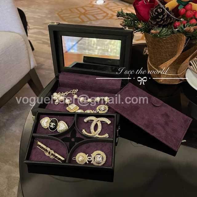 DE10025 LV Jewelry Case DE10025 LV Jewelry Case