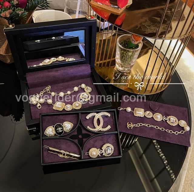 DE10025 LV Jewelry Case DE10025 LV Jewelry Case