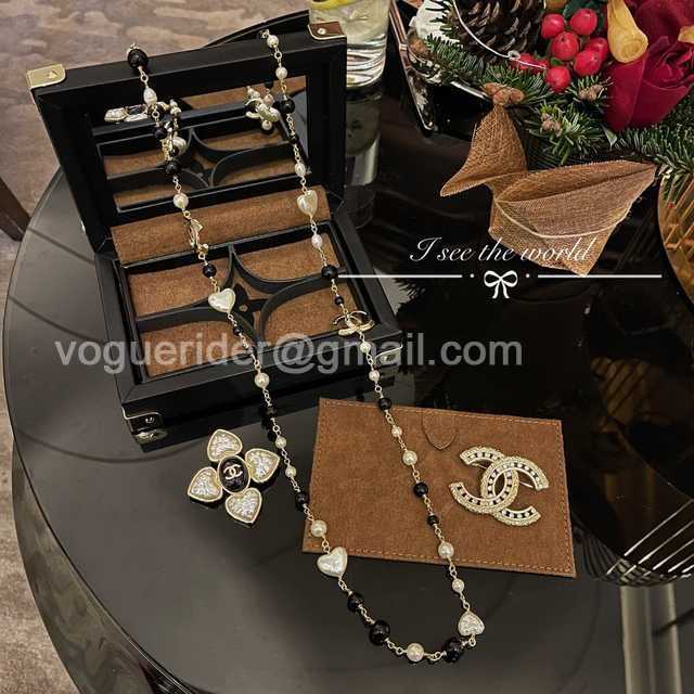 DE10025 LV Jewelry Case DE10025 LV Jewelry Case