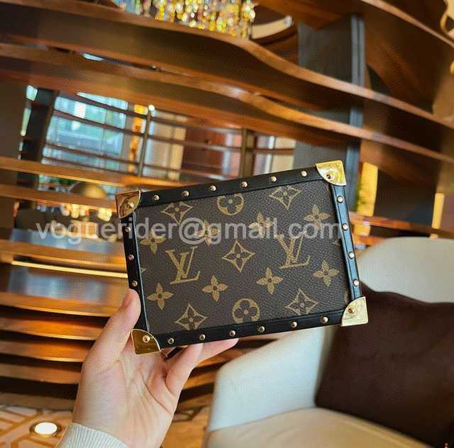 DE10025 LV Jewelry Case DE10025 LV Jewelry Case